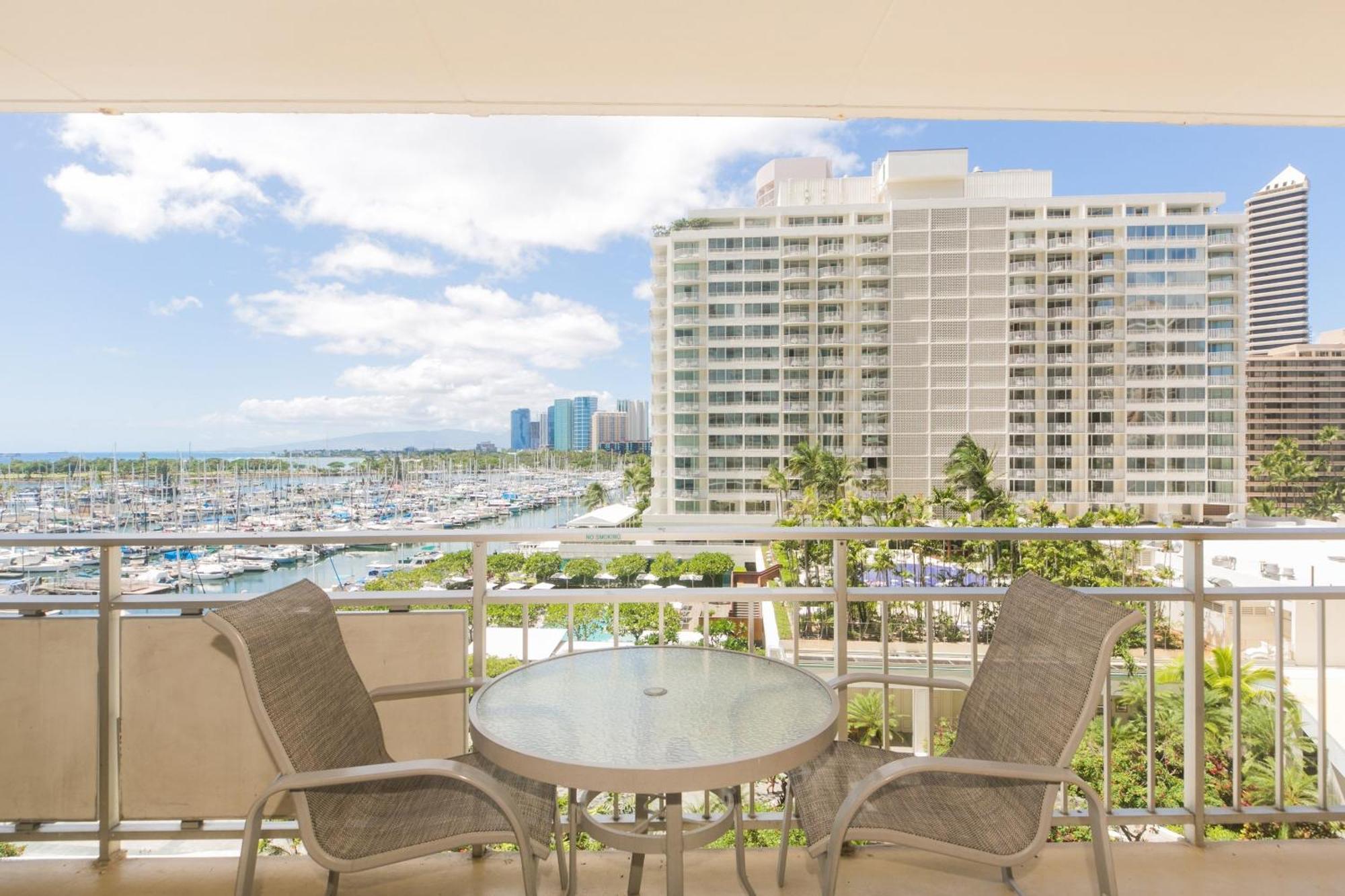 Ilikai Tower One Bedroom Harbor View Χονολουλού Δωμάτιο φωτογραφία